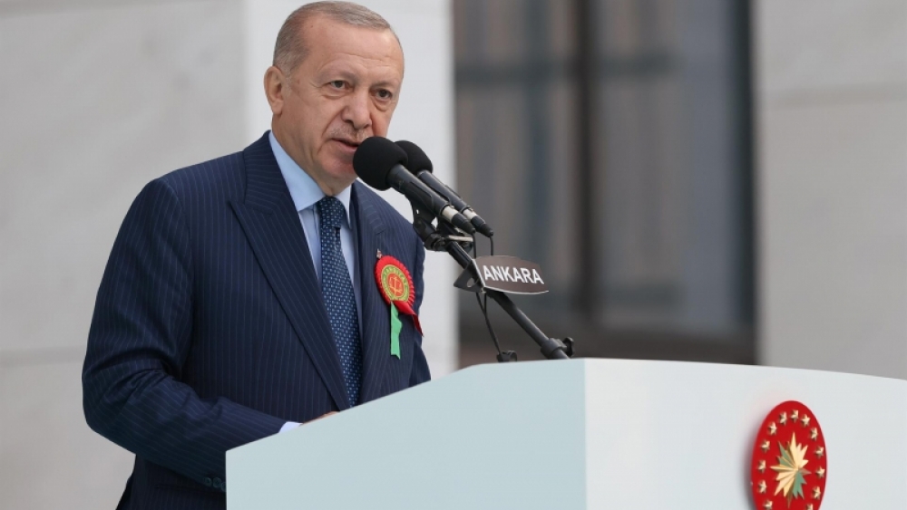 Erdoğan, AKP'nin 2022'nin başlarında yeni tüzük taslağını kamuoyuna açıklayacağını söyledi