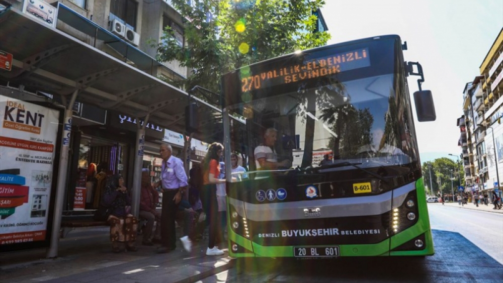 Okullar açılıyor, otobüs hatları ve sefer sayıları artıyor