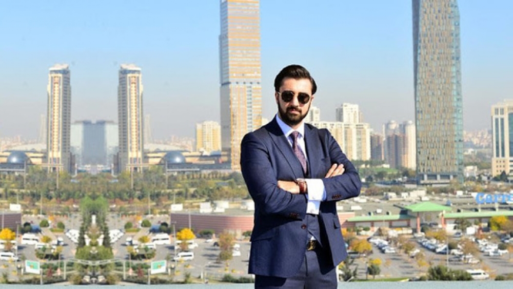 Şahin Zülfikarlı Kimdir?