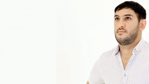 Azeri Şarkıcı Nurlan Ordubadlı’nın Ömrüm Günüm’ü Beğeni Topladı